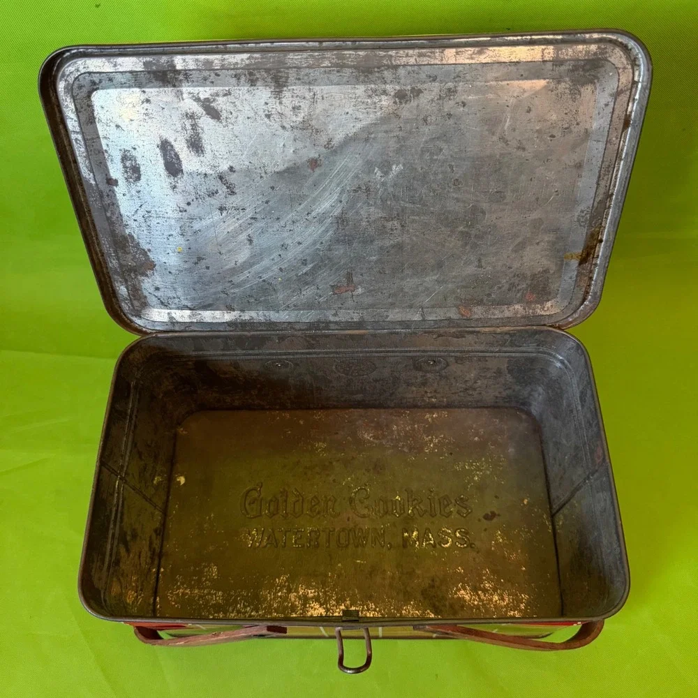 Vintage WWII 40s Golden Cookies Watertown Mass Tin Picnic Basket Red Grid Wood